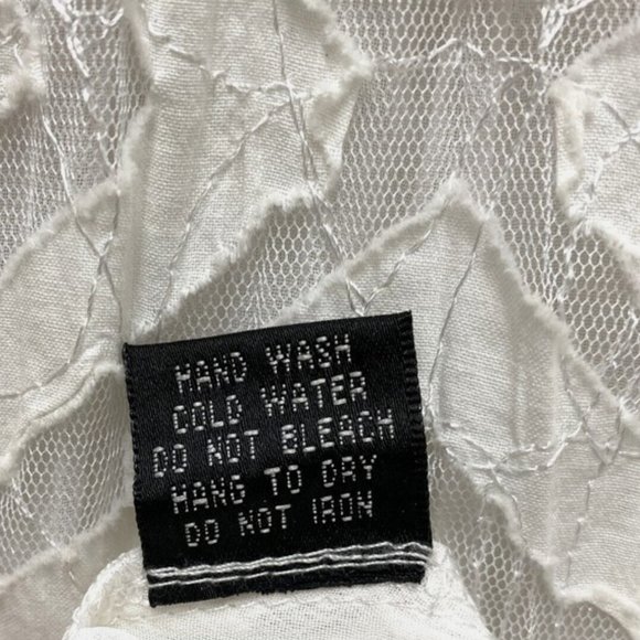 Women White Shirts Lace Front Long sleeve Collared Button Down Size M NWT - Picture 9 of 9